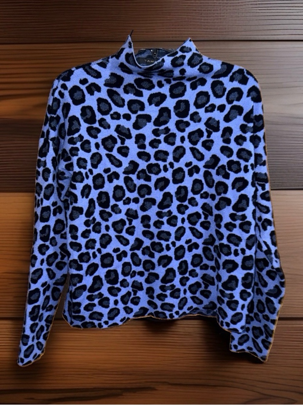 Tahari Periwinkle Leopard Print Mock Neck Sweater-L-GC